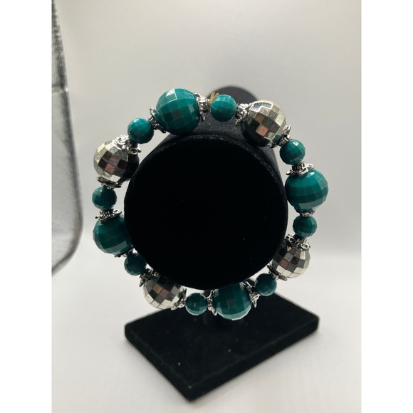 Turquoise Disco Balls Beaded 3 1/8 Inch Around Bracelet! - Picture 2 of 7